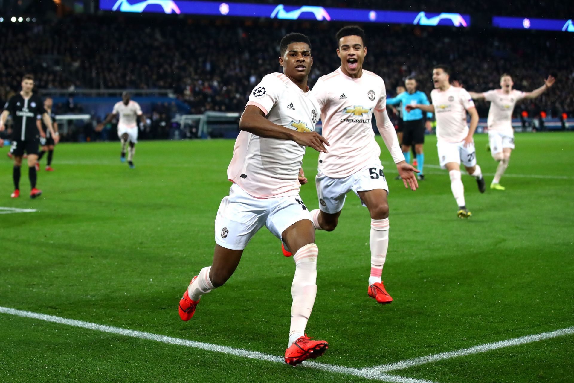PSG v Manchester United - UEFA Champions League Round of 16: Second Leg