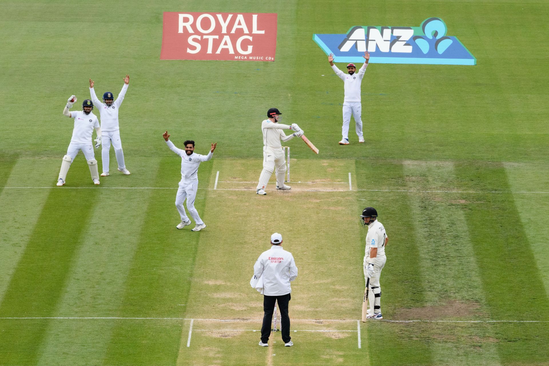 New Zealand v India - Second Test: Day 3