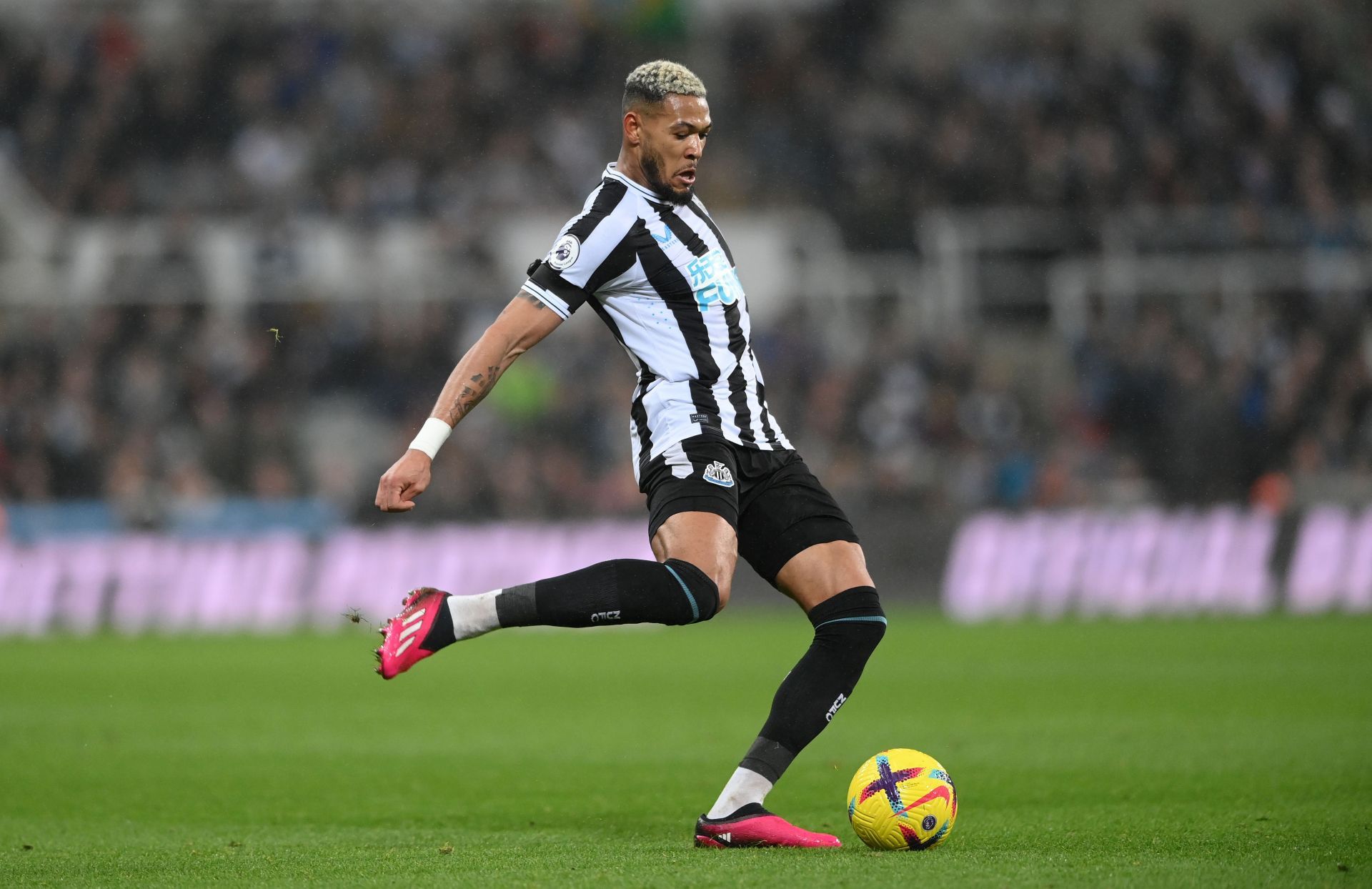 Newcastle United v Liverpool FC - Premier League