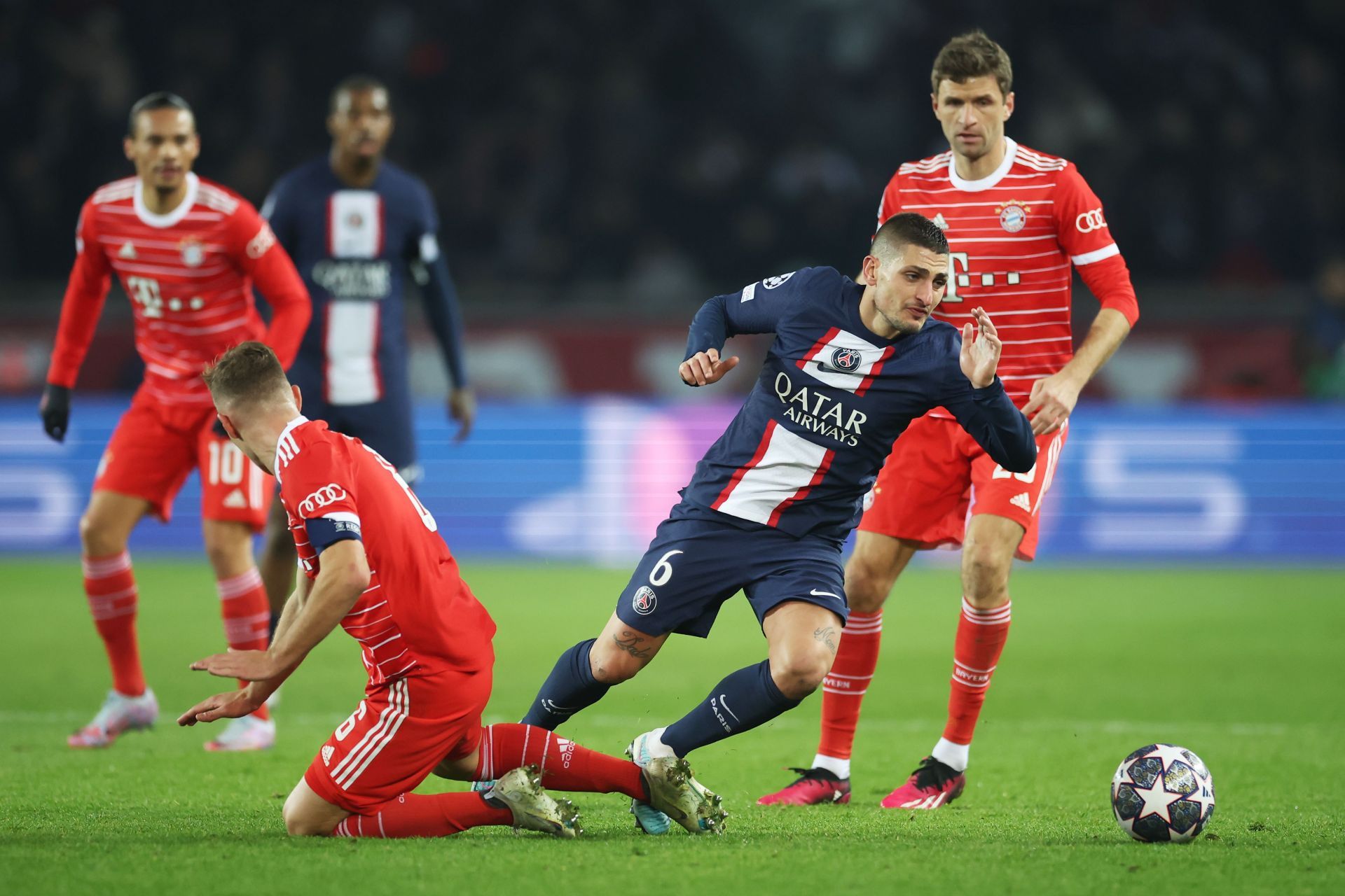 Paris Saint-Germain v FC Bayern M&uuml;nchen: Round of 16 Leg One - UEFA Champions League