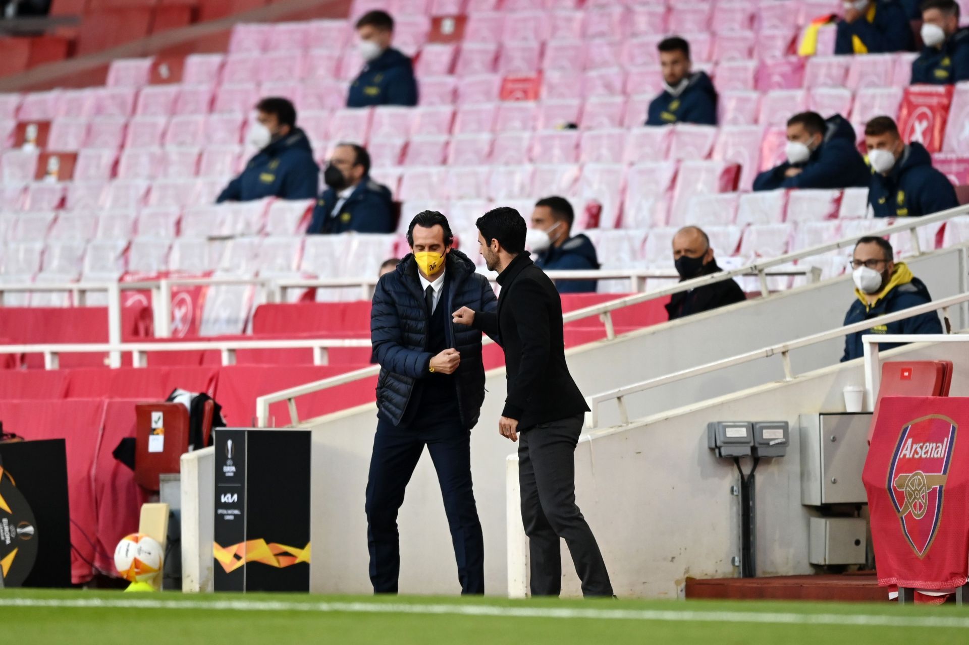 Mikel Arteta (right) praises Unai Emery.