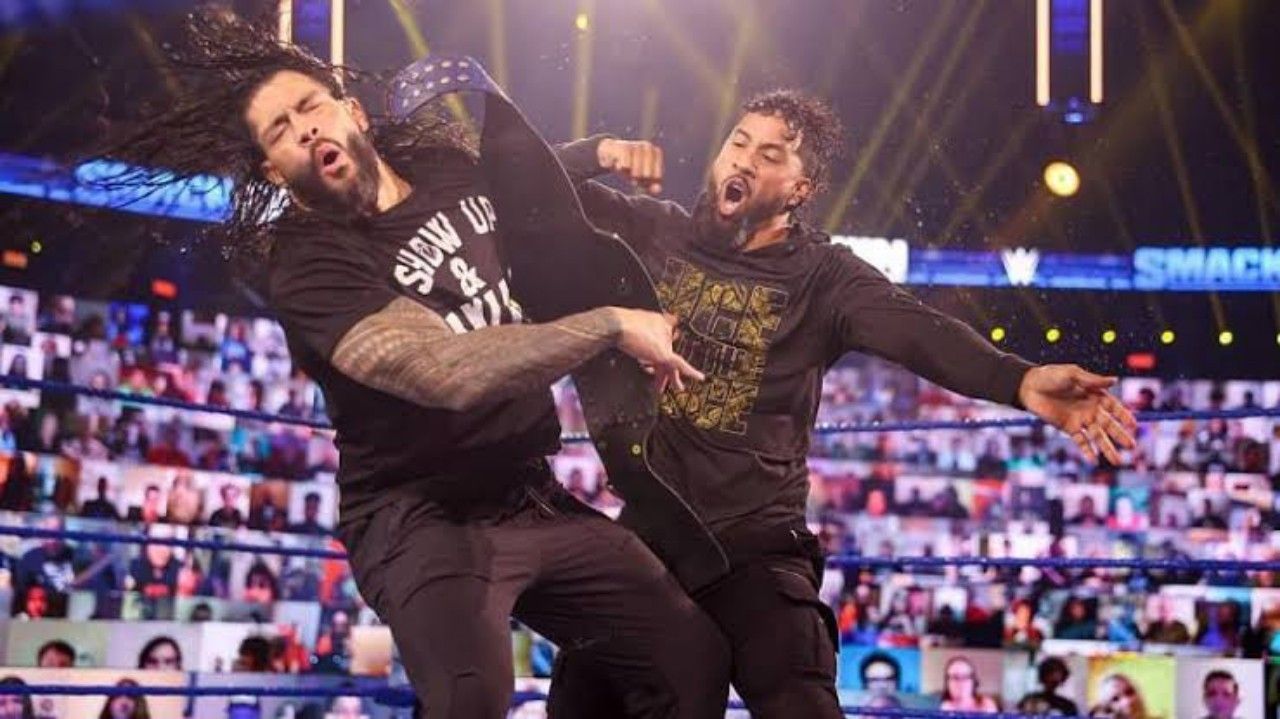 WWE सुपरस्टार्स रोमन रेंस और जे उसो 