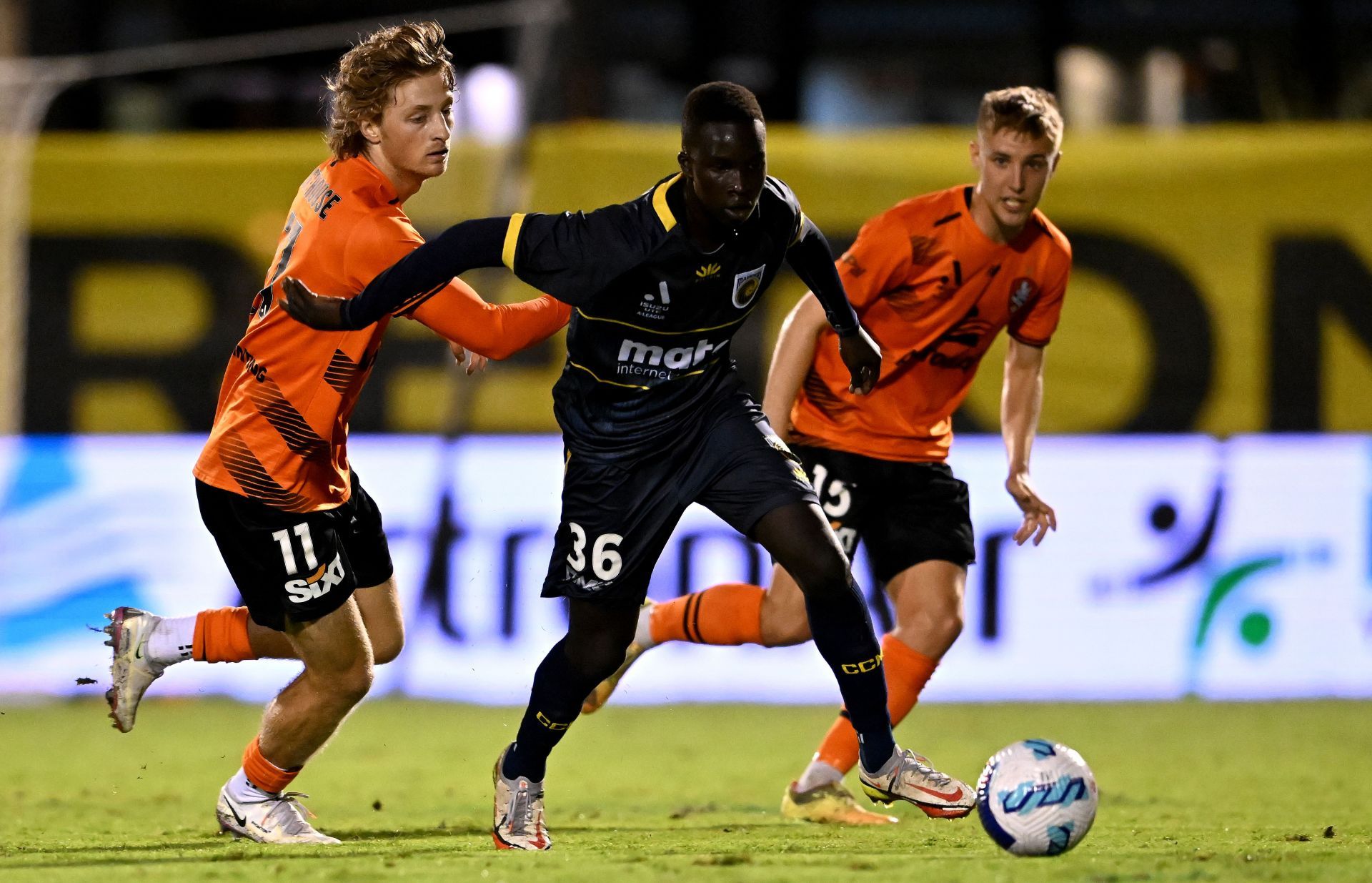 A-League Mens - Brisbane Roar v Central Coast Mariners