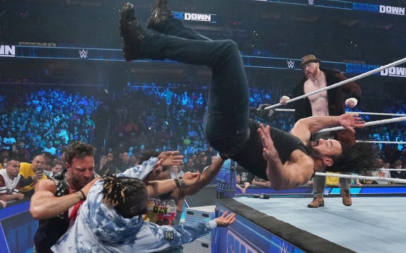 Former WWE Champion sutained an injury on SmackDown