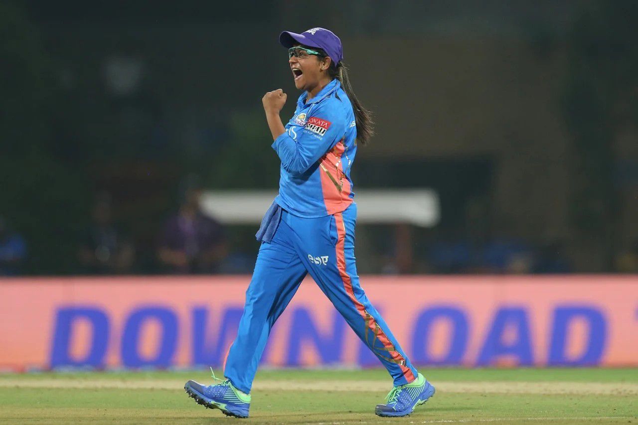 Saika Ishaque in action for MI [WPLT20]