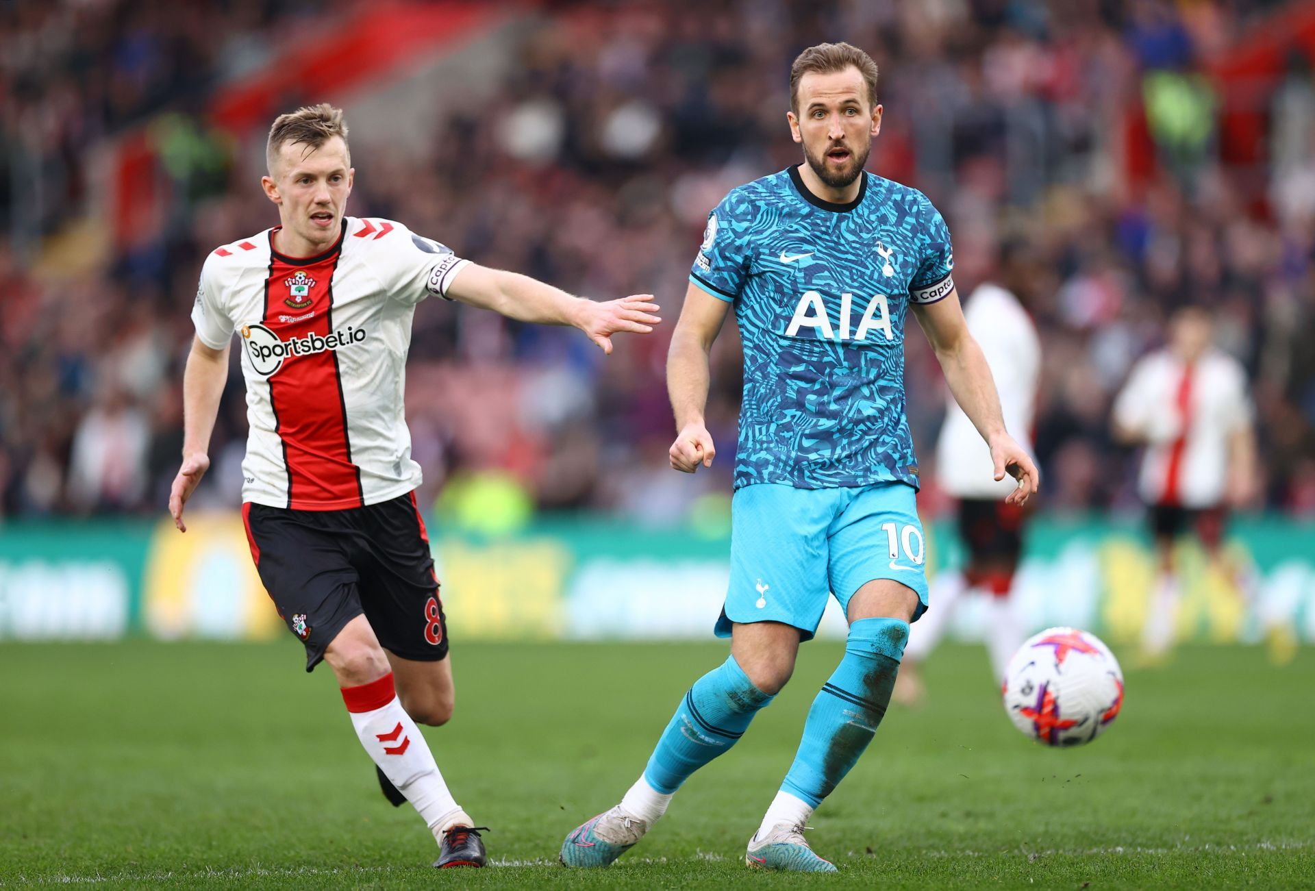 Ward-Prowse (left) has five goals against Spurs.