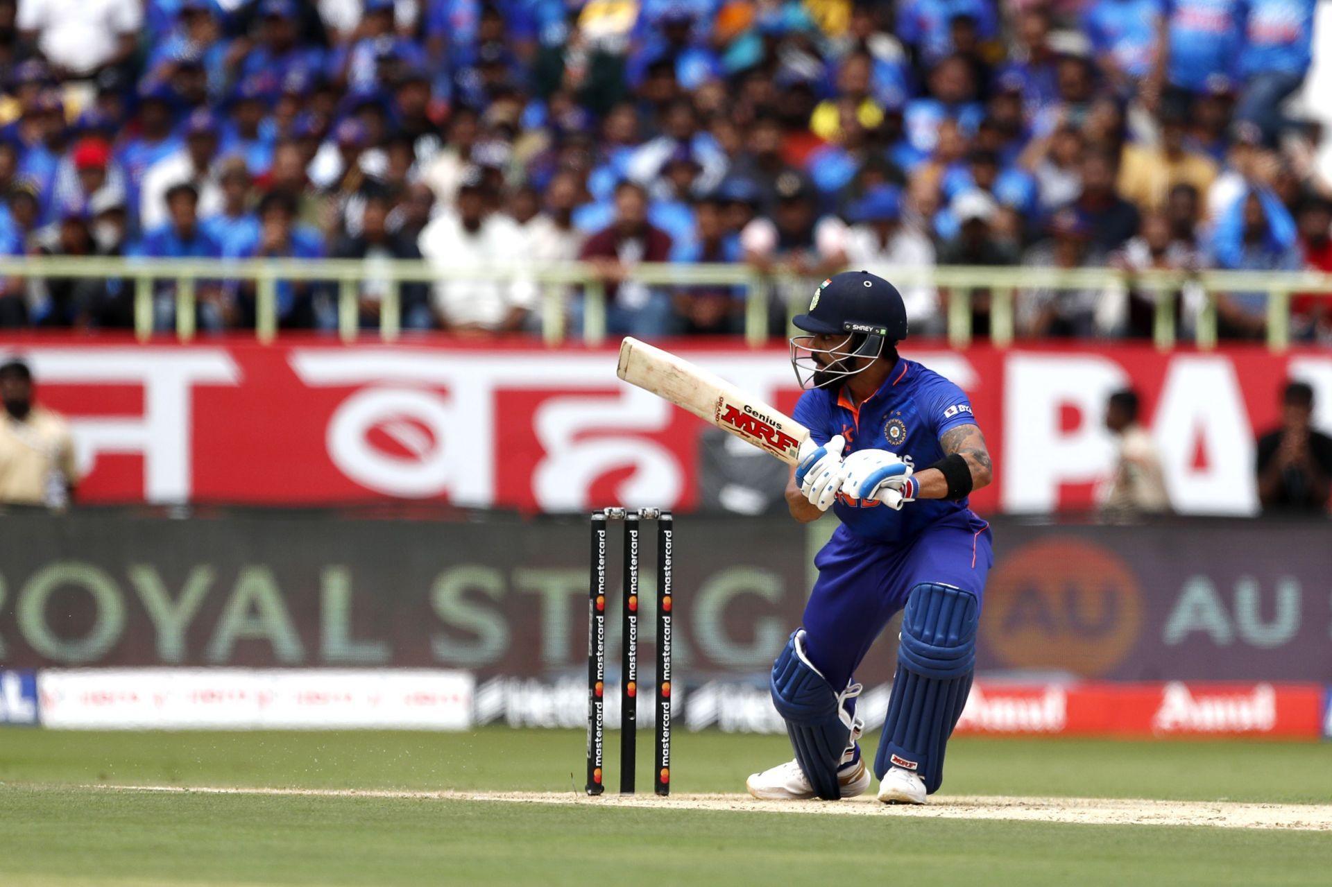 Virat Kohli showed glimpses of his best self in the second ODI, but was dismissed for 31