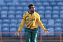 "Bowlers did well to keep them down to 258" - Tabraiz Shamsi pokes fun after South Africa's record-breaking win over West Indies at Centurion