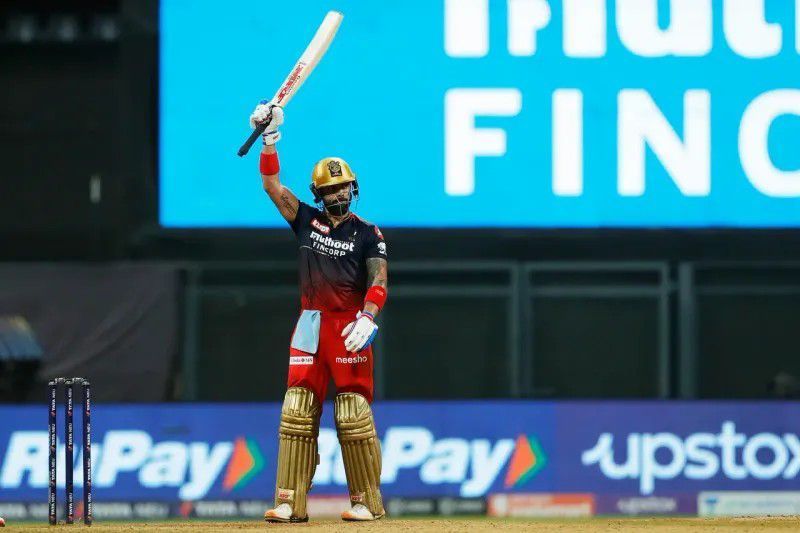 Virat Kohli raising his bat after a fifty vs GT in IPL 2022 [IPLT20]