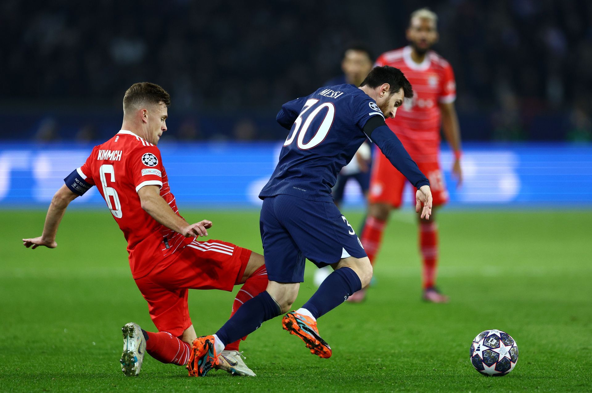 Paris Saint-Germain v FC Bayern M&uuml;nchen: Round of 16 Leg One - UEFA Champions League