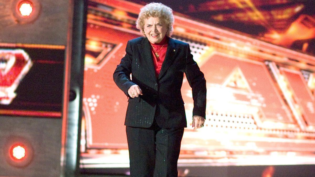 Mae Young joined the WWE Hall of Fame in 2008