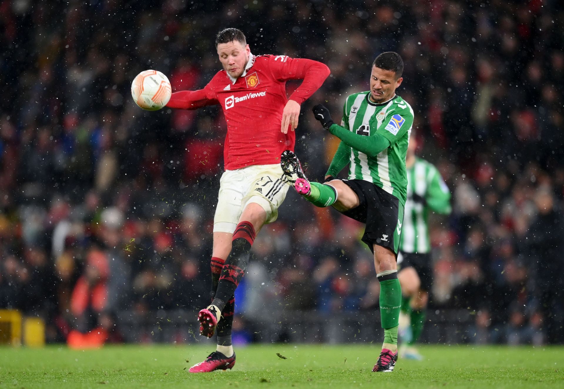 Luiz Felipe (right) will miss the second leg.