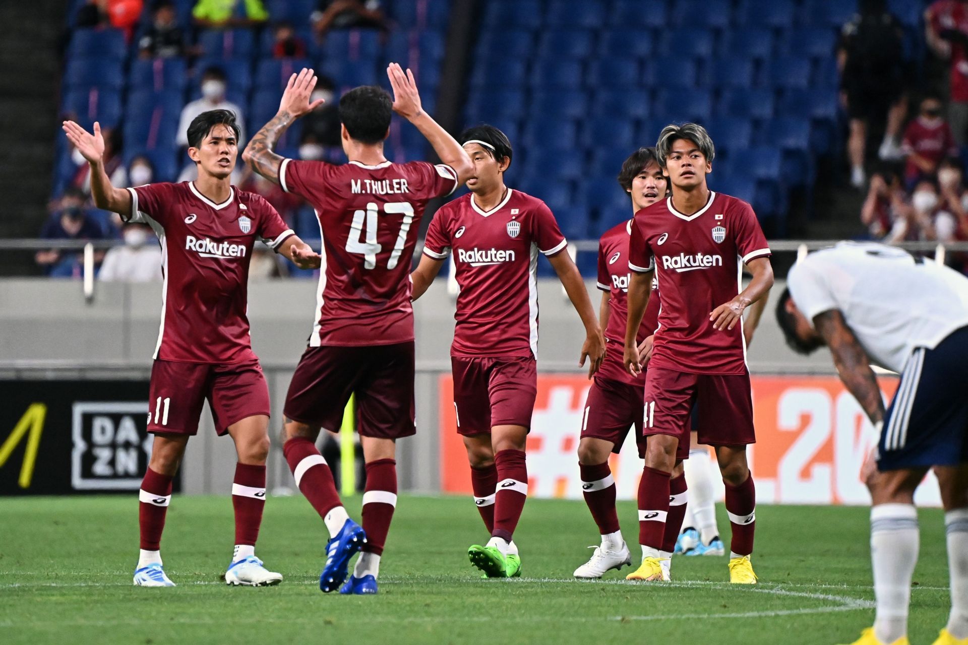 Vissel Kobe v Yokohama F.Marinos - AFC Champions League Round Of 16