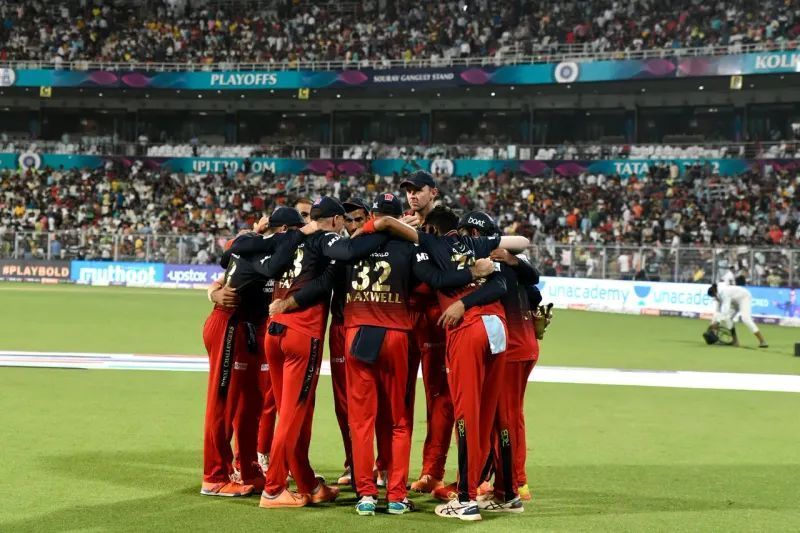 रॉयल चैलेंजर्स बैंगलोर टीम (Photo Credit - IPLT20)