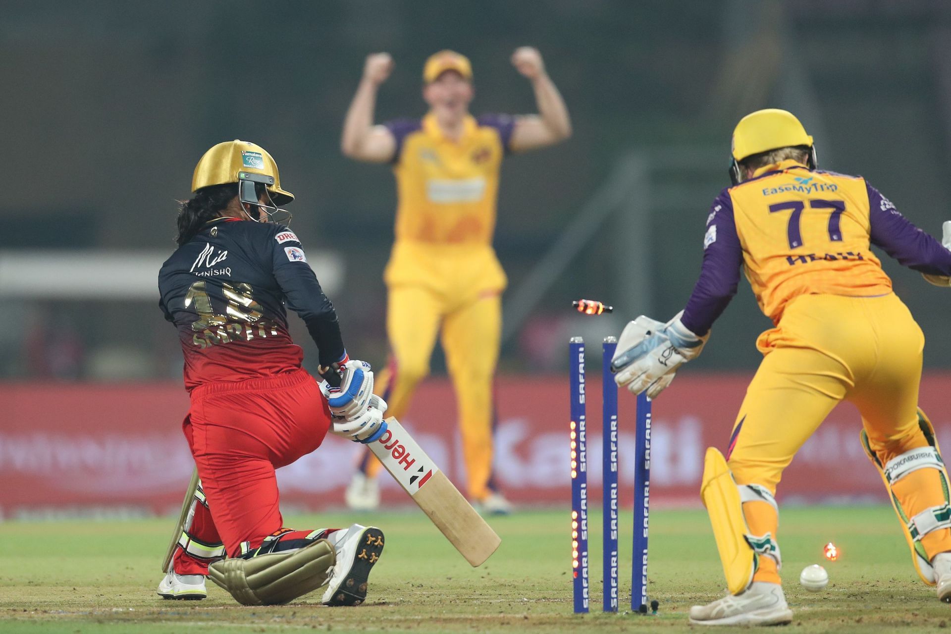 Smriti Mandhana was distruaght after getting castled by Deepti Sharma (P.C.:WPL)