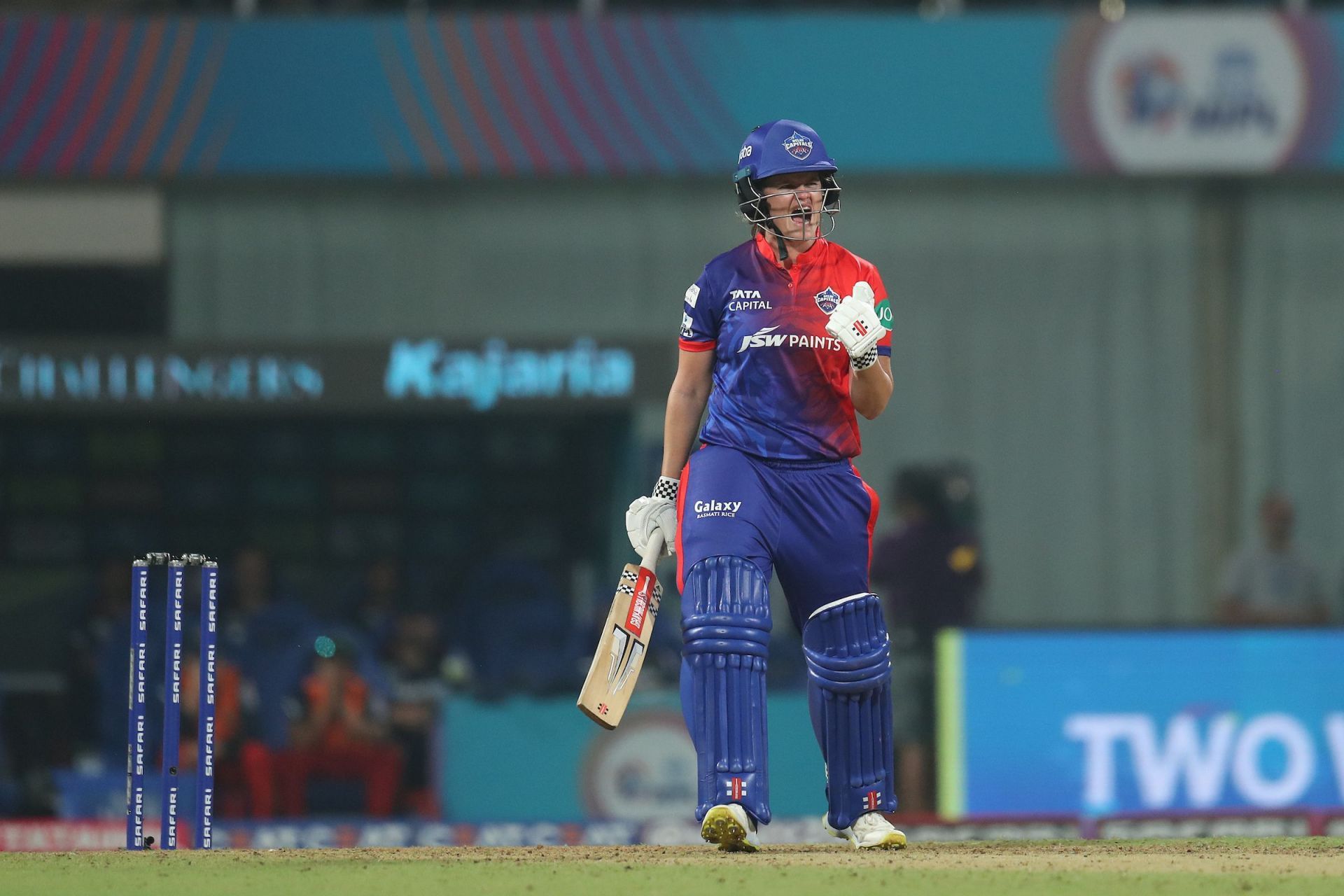 Jess Jonassen's cameo took the Delhi Capitals across the line. [P/C: wplt20.com]