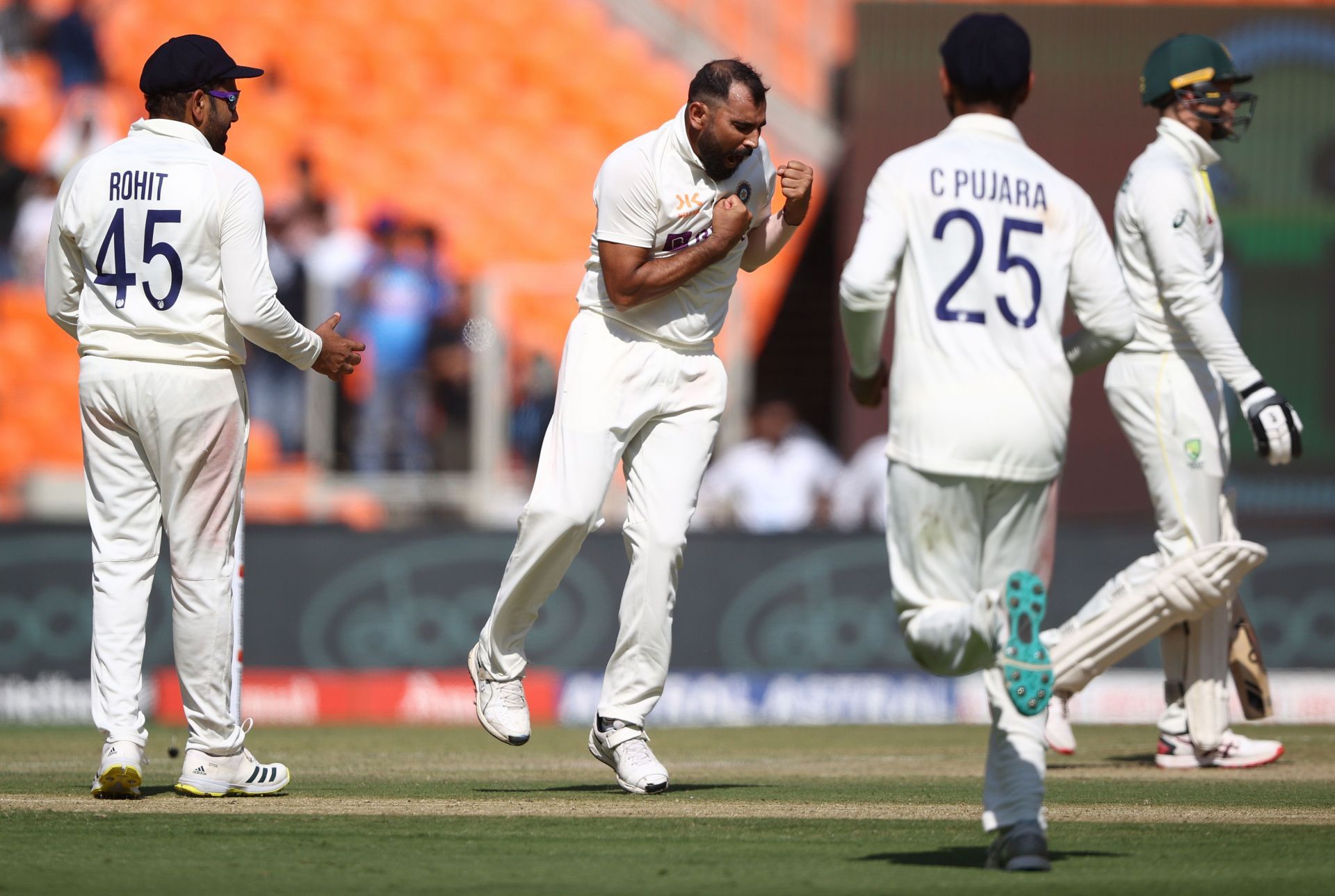 India v Australia - 4th Test: Day 1