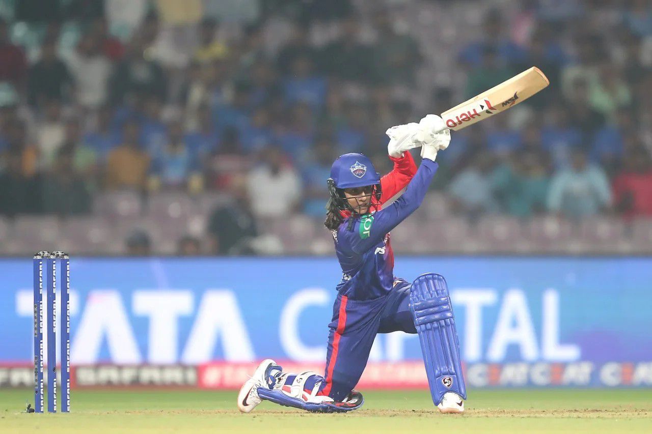 Jemimah Rodrigues batting for Delhi Capitals.