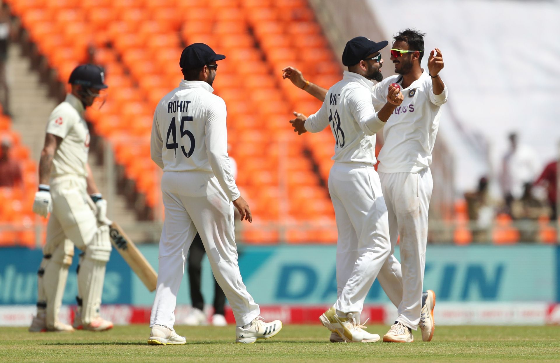 India v England - 4th Test: Day Three