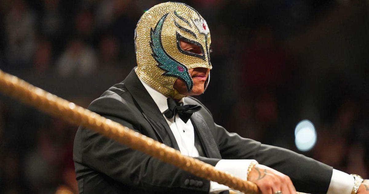 Rey Mysterio will wrestle his son Dominik at the Show of Shows.