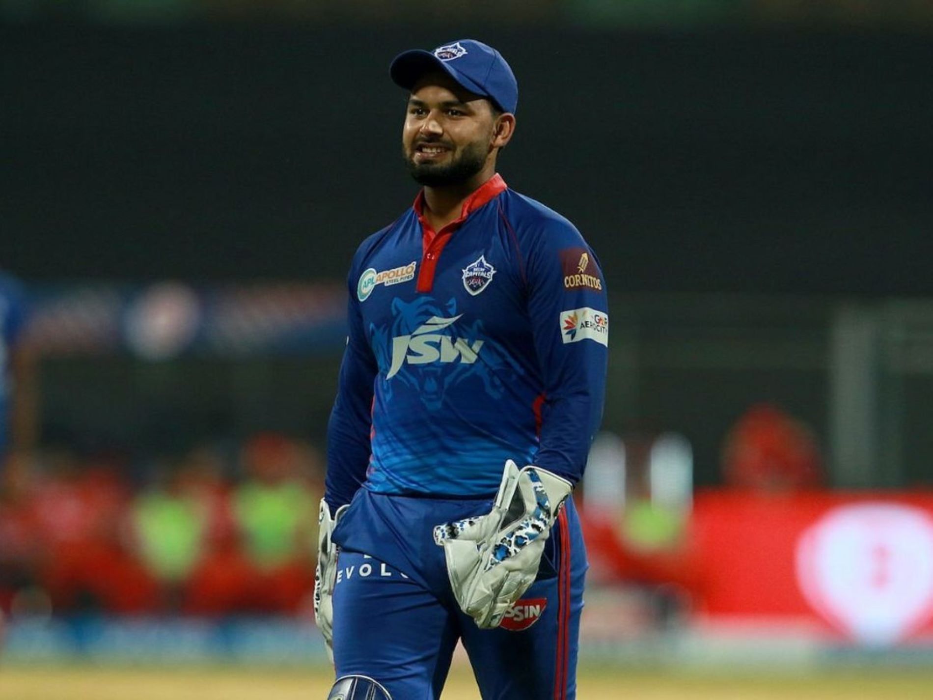 Rishabh Pant attends DC