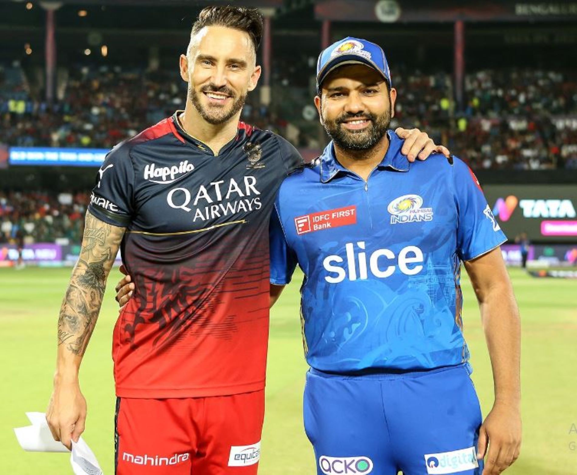 RCB and MI are battling it out at the Chinnaswamy Stadium