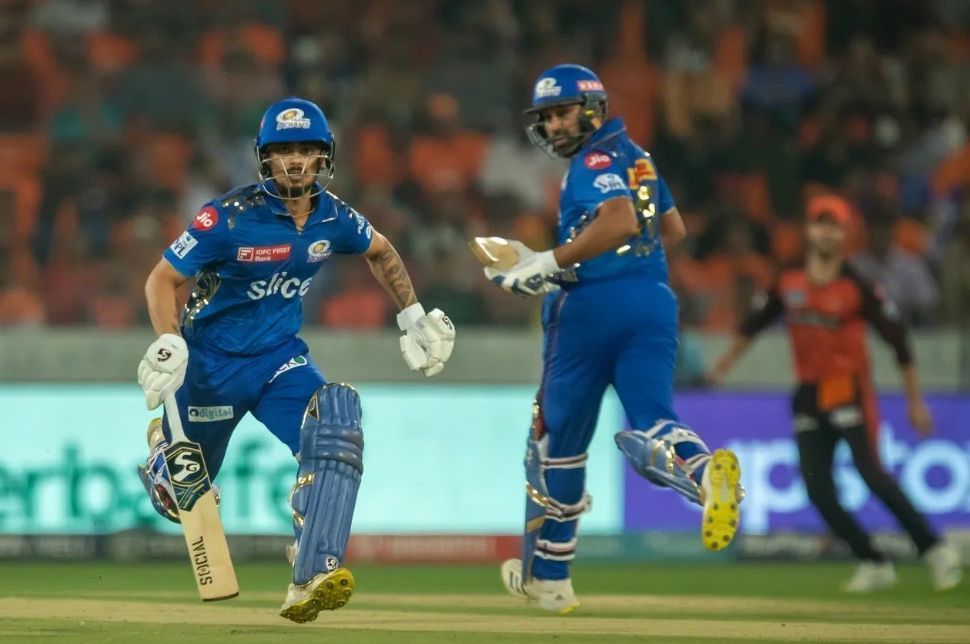 Ishan Kishan and Rohit Sharma in action for MI [IPLT20]