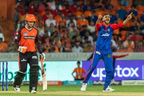 Axar Patel picked up two crucial wickets during the SunRisers Hyderabad's chase. [P/C: iplt20.com]