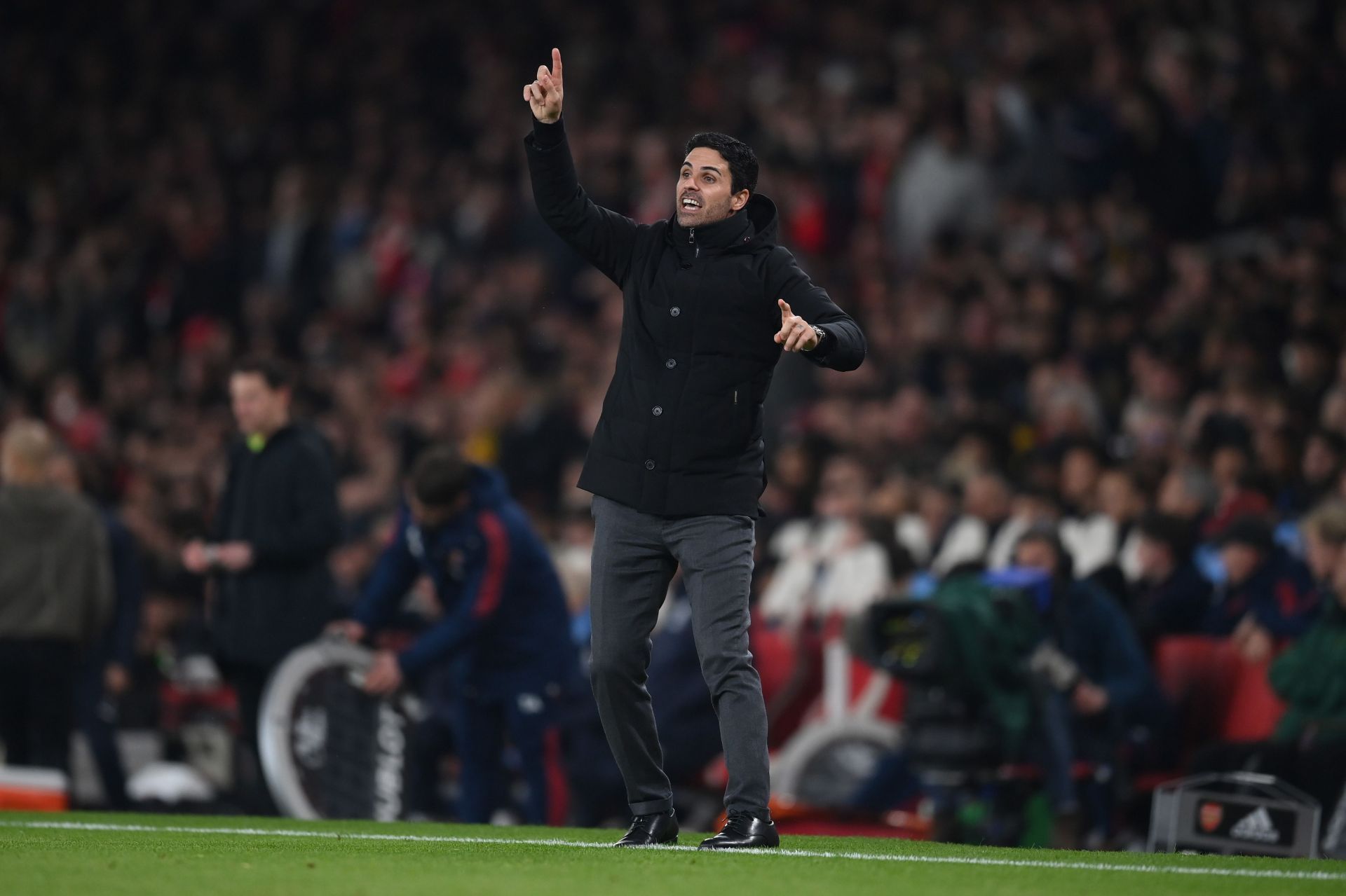 Mikel Arteta wants the Gunners to return to the Champions League.