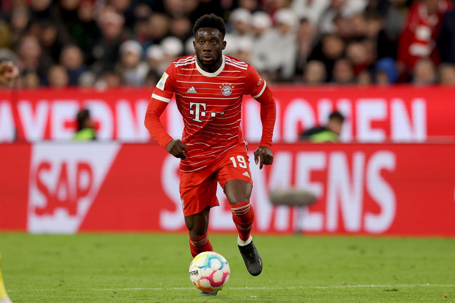 Alphonso Davies has admirers at the Santiago Bernabeu.