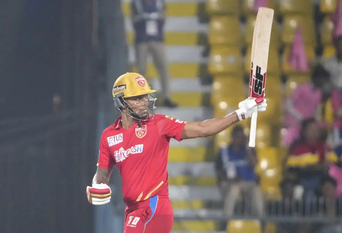 Shikhar Dhawan raising his bat after a fifty [IPLT20]