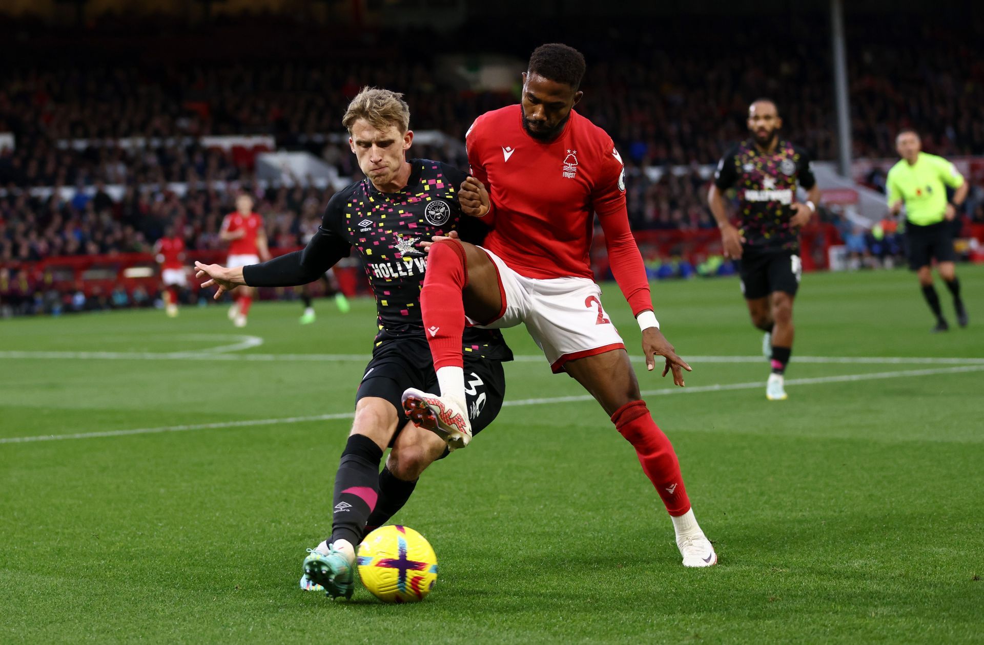 Nottingham Forest v Brentford FC - Premier League