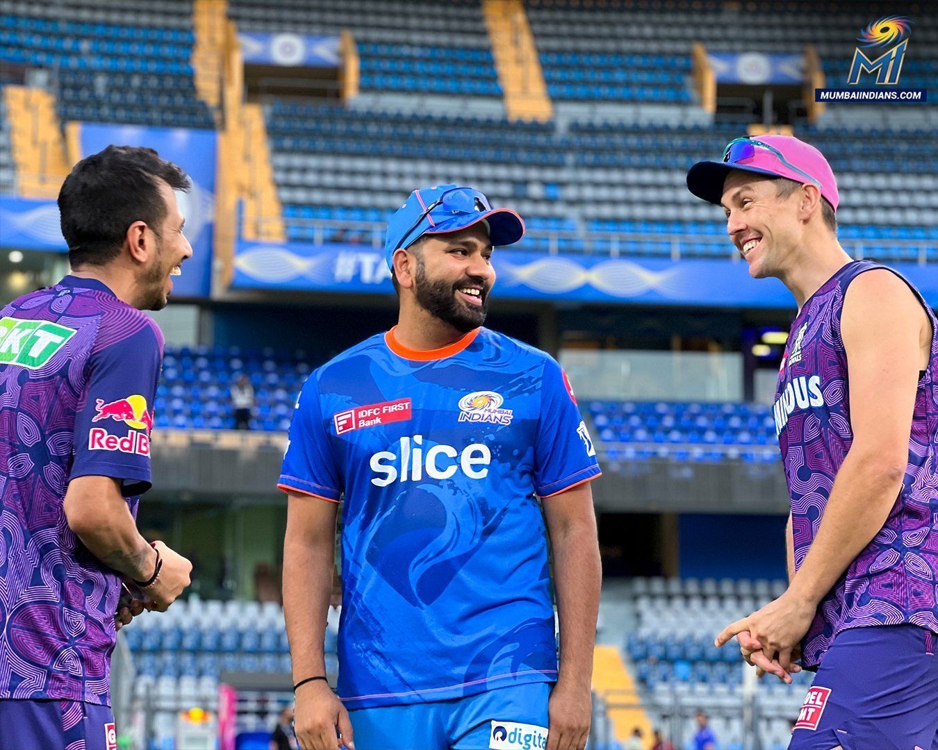 Rohit Sharma talking to Trent Boult and Yuzvendra Chahal [Image: Mumbai Indians]