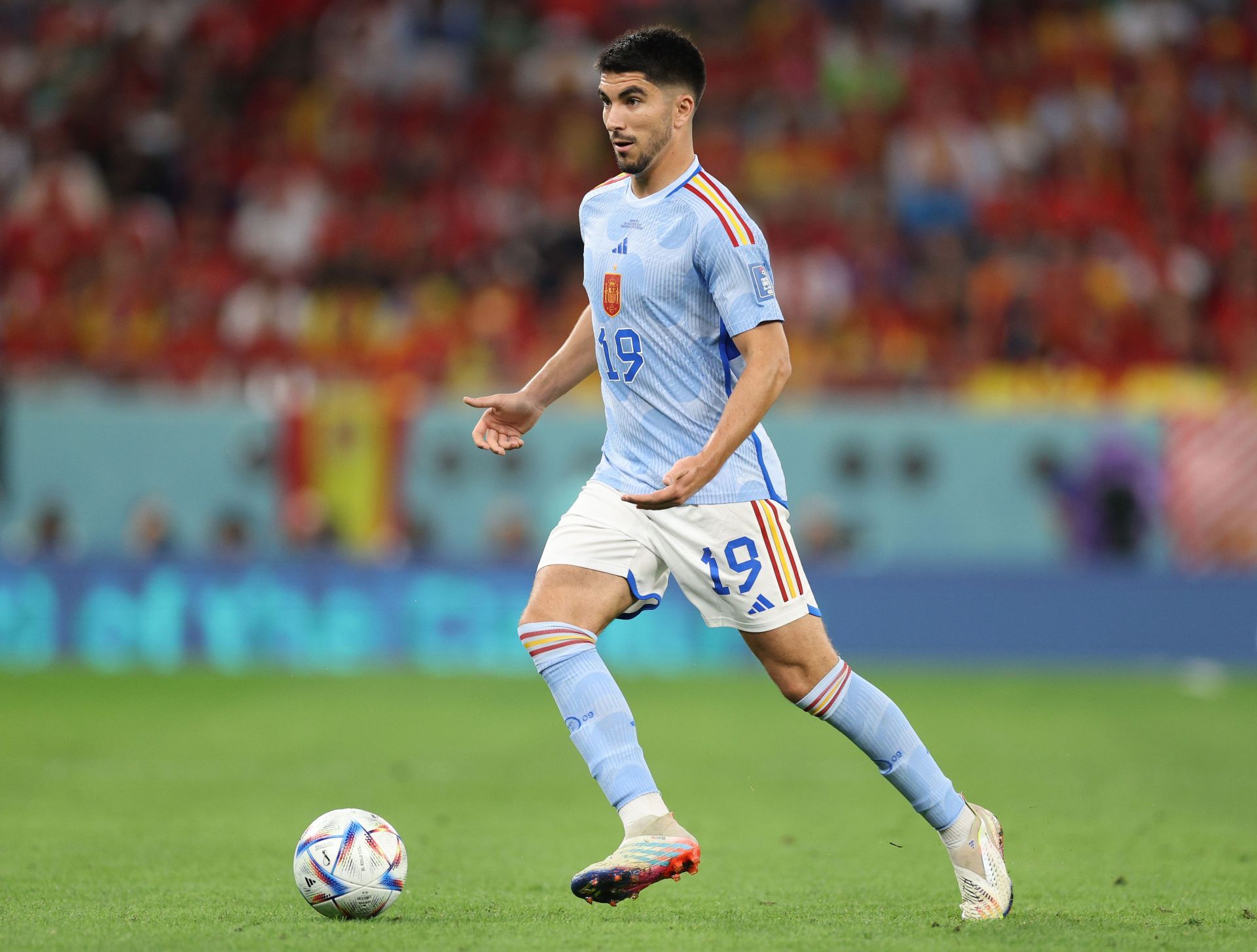 Carlos Soler is unlikely to leave the Parc des Princes this summer.