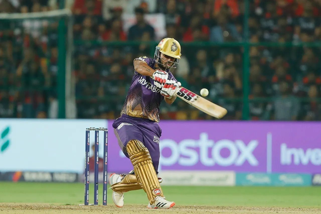 Nitish Rana struck three fours and four sixes during his 48-run knock. [P/C: iplt20.com]
