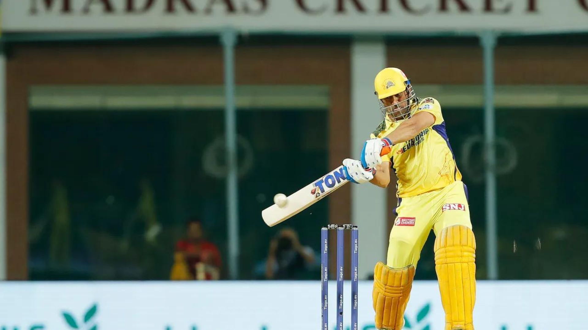 MS Dhoni in action for CSK in IPL 2023 (P.C.:iplt20.com)