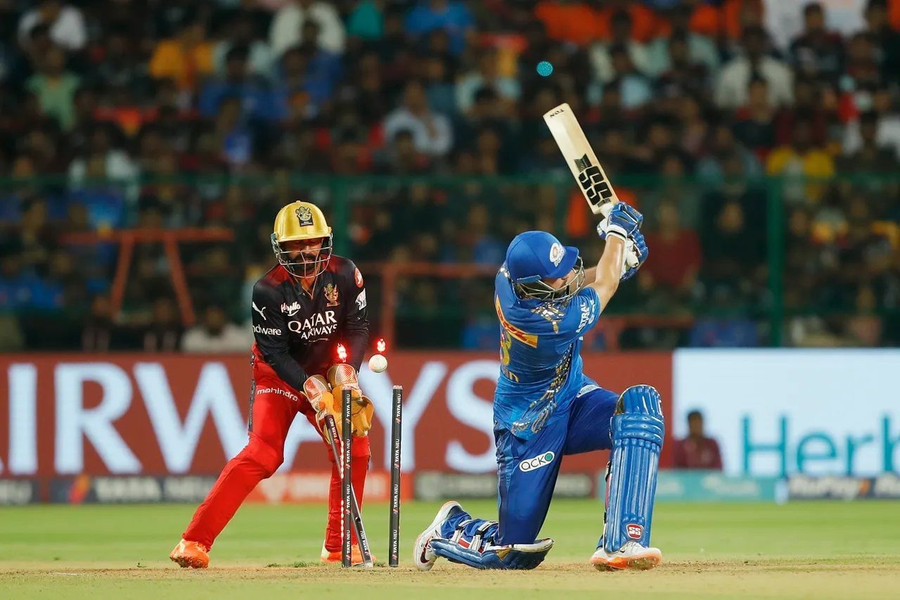 Tim David was castled by Karn Sharma. [P/C: iplt20.com]