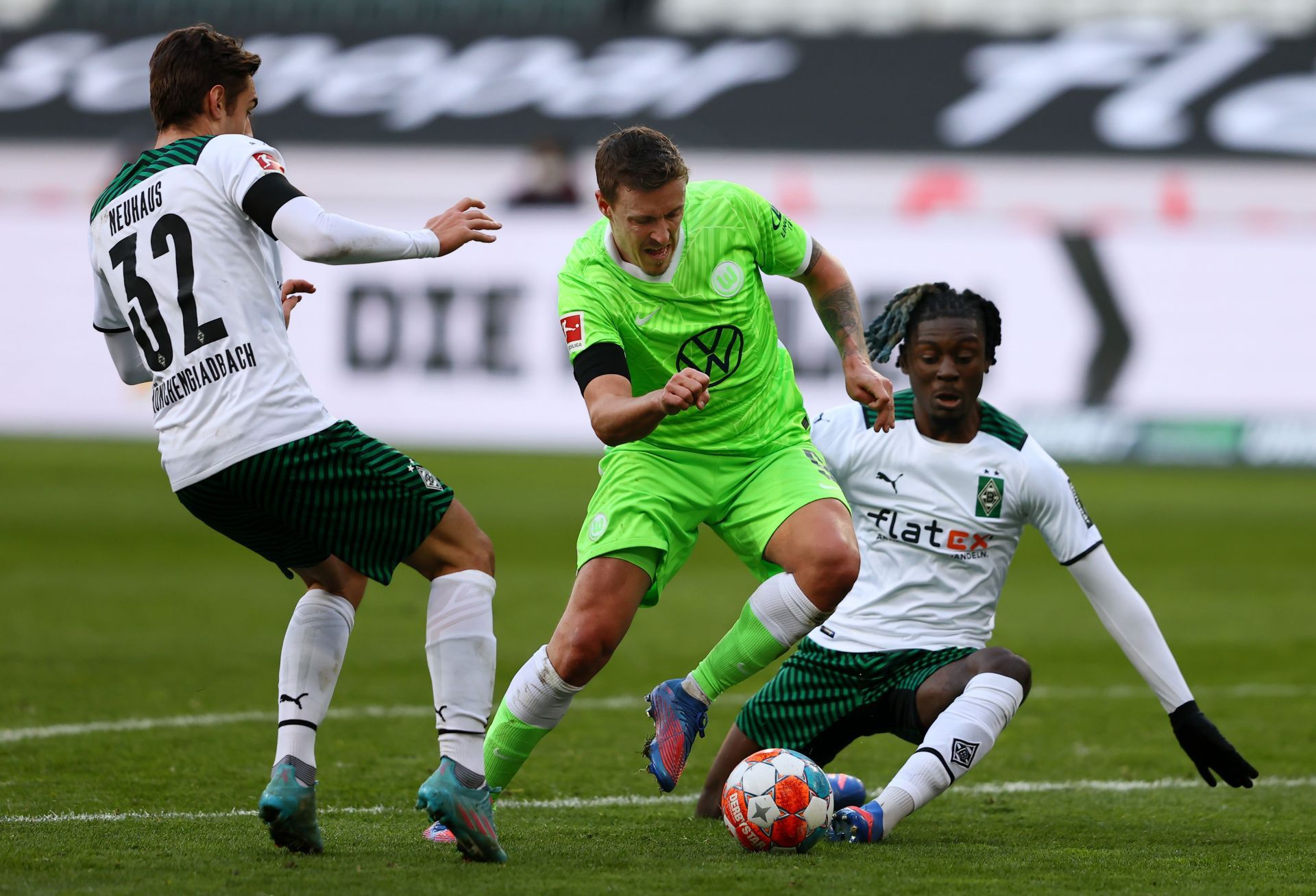 Borussia M&ouml;nchengladbach v VfL Wolfsburg - Bundesliga