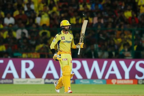 Devon Conway raising his bat after a fifty [IPLT20]