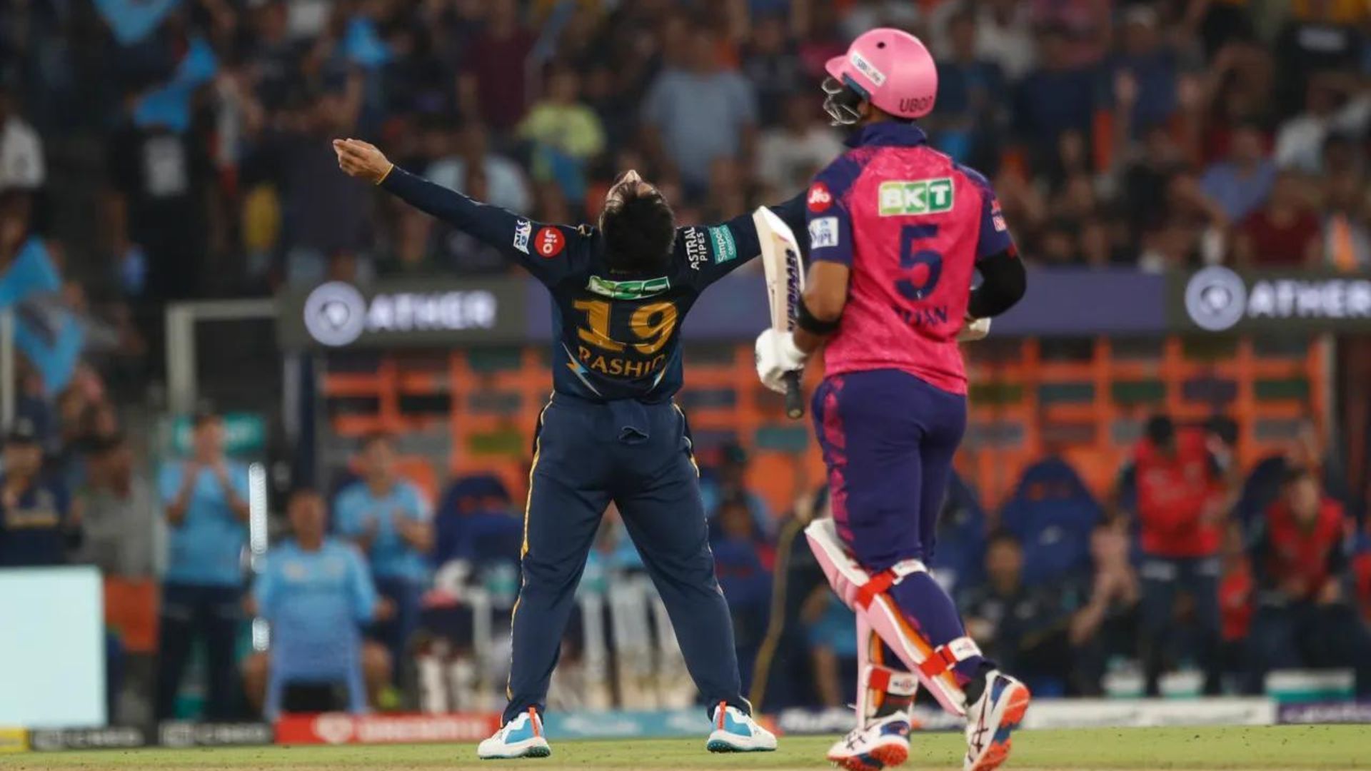 Rashid Khan celebrates after dismissing the RR batter. (Pic: iplt20.com)