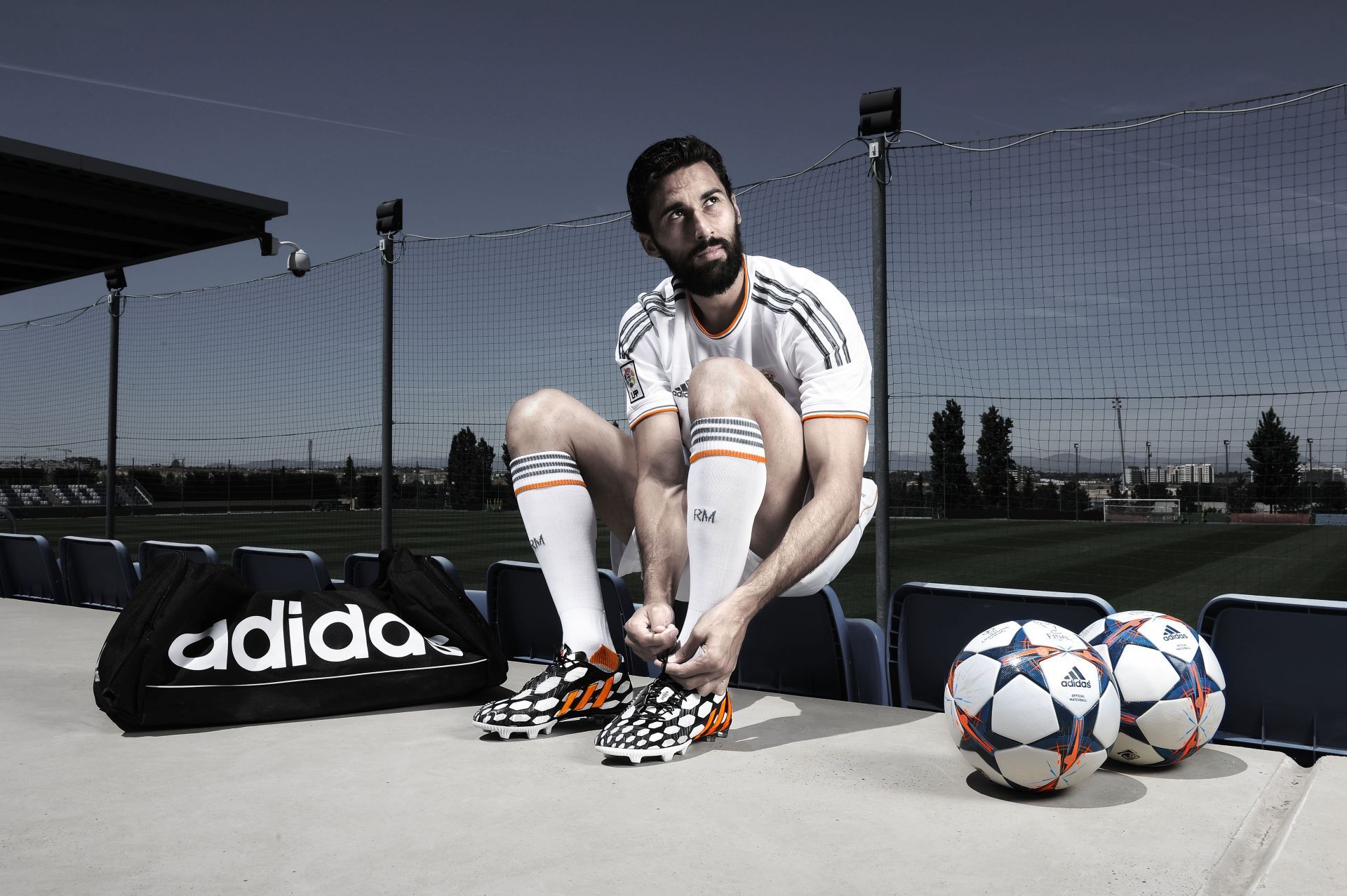 Alvaro Arbeloa is dreaming of the Santiago Bernabeu hot seat.