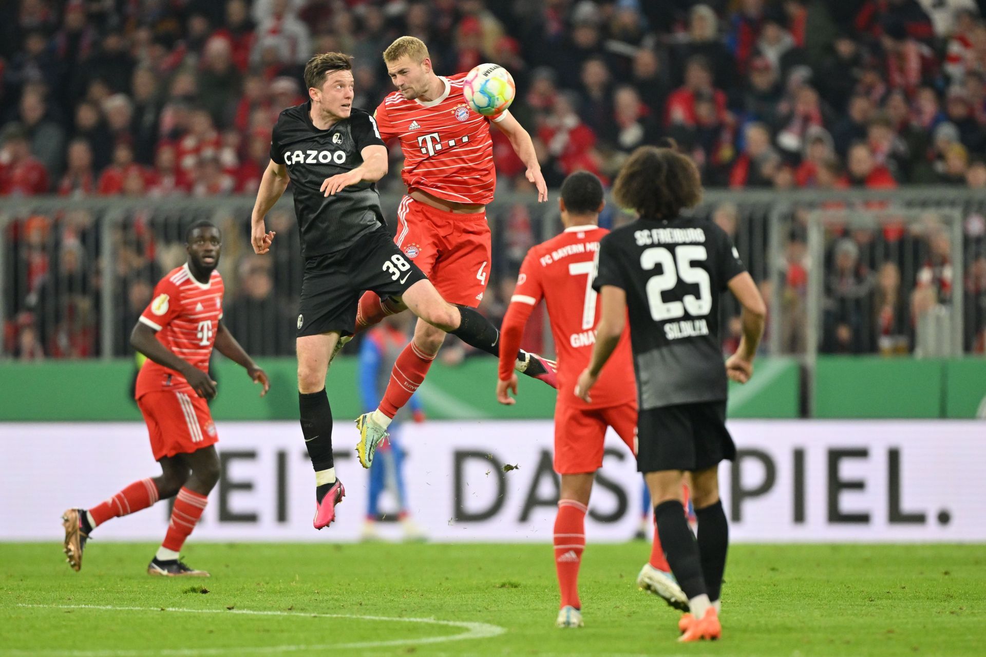 FC Bayern M&uuml;nchen v SC Freiburg - DFB Cup: Quarterfinal