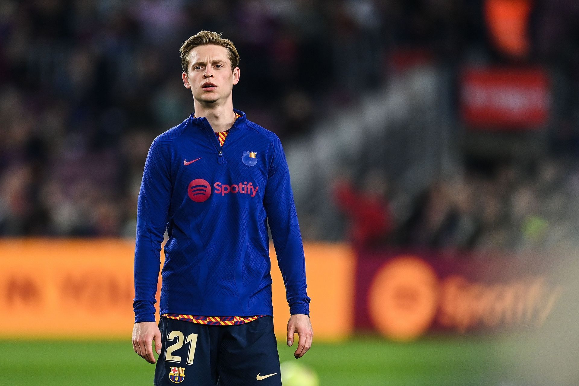 Barcelona&#039;s Frenkie de Jong is an elite playmaker.