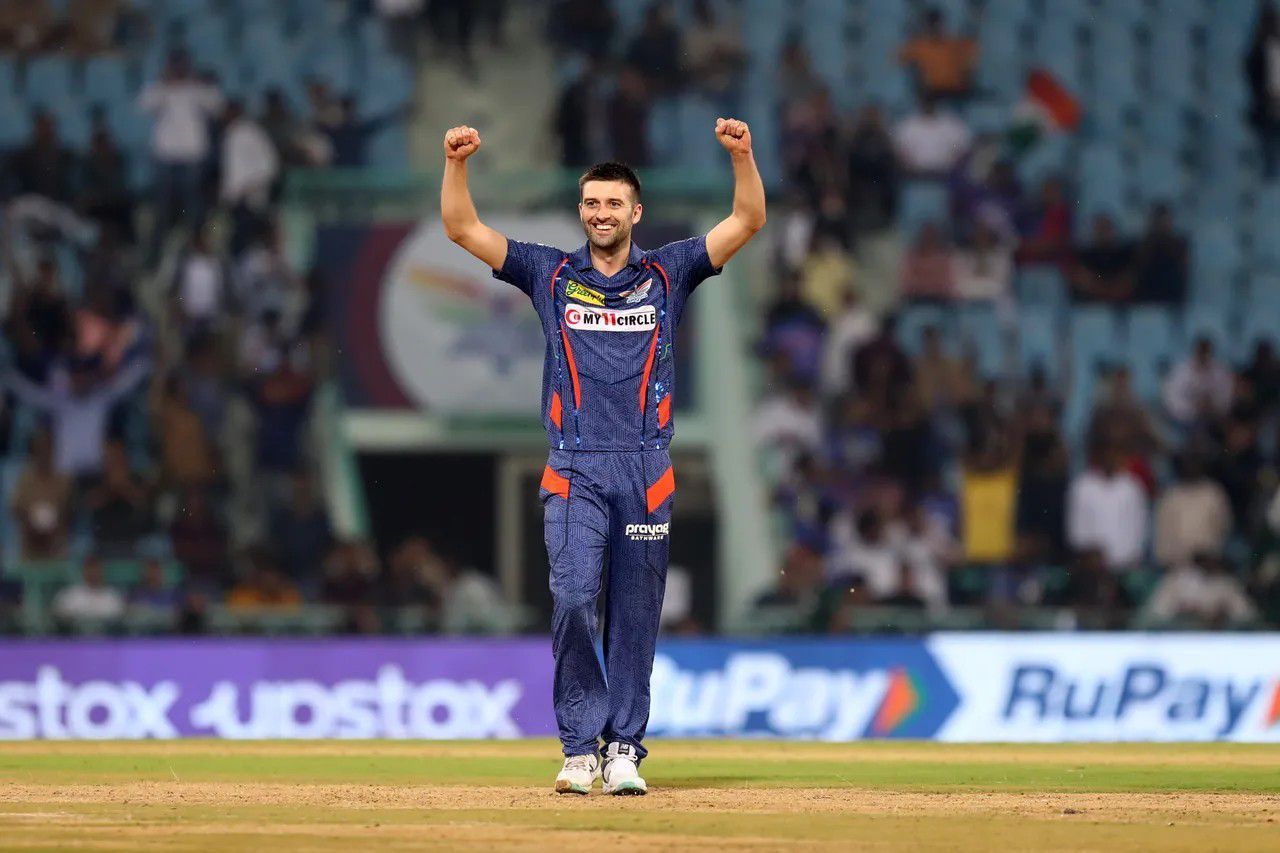 Mark Wood in action for LSG [IPLT20]