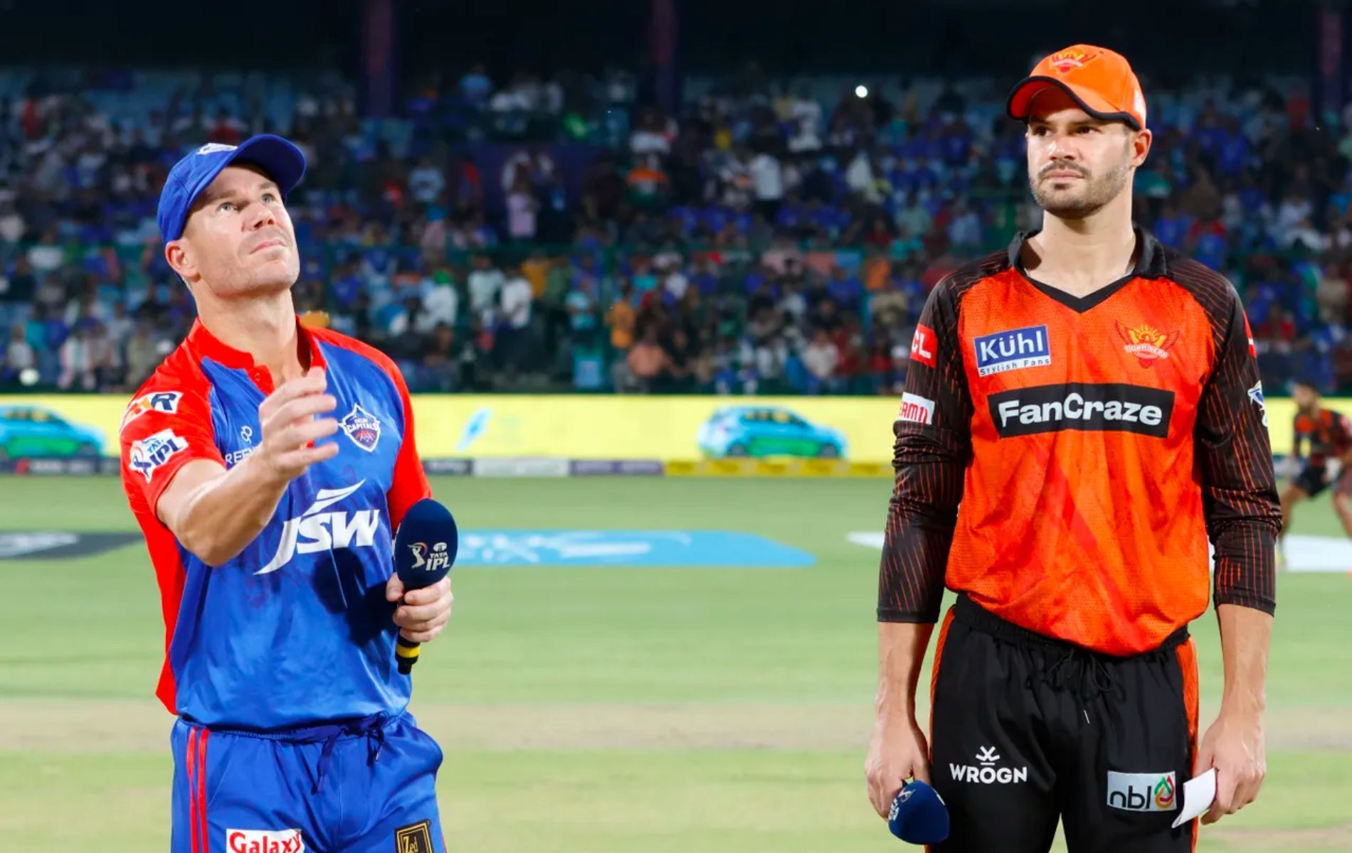 David Warner (L) and Aiden Markram at the toss. (Pic: IPLT20.com)