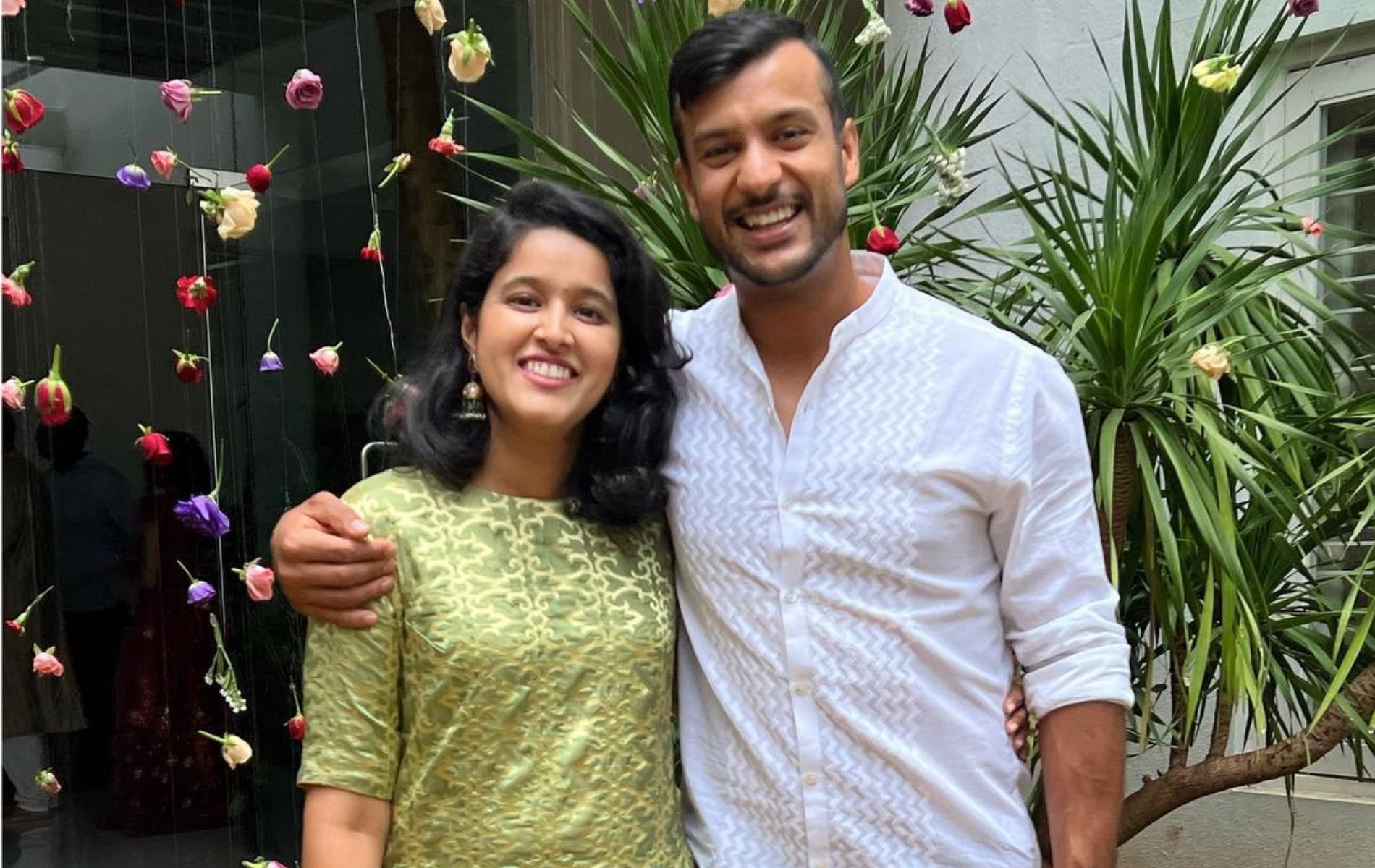 Mayank Agarwal (R) with his wife Aashita. (Pic: Instagram)
