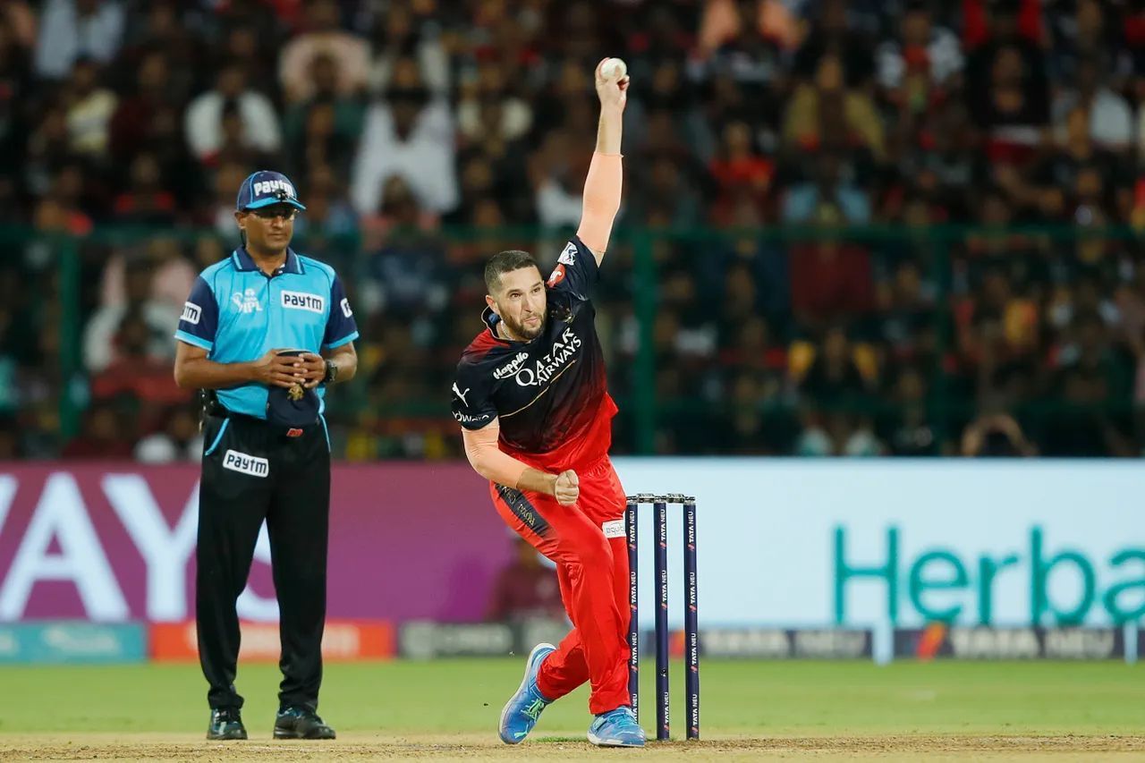 Wayne Parnell bowls on debut for RCB. (Pic: iplt20.com)