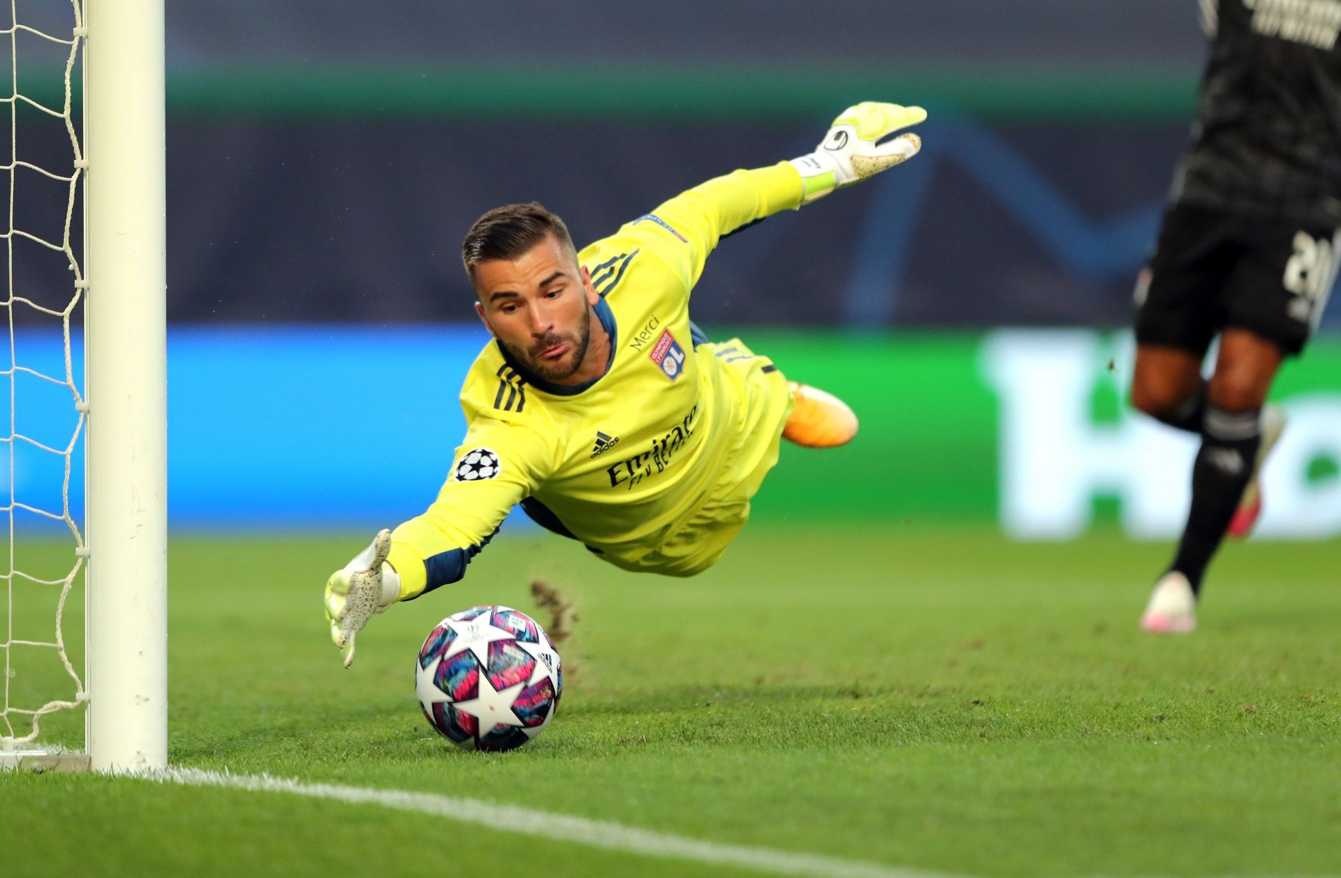 Olympique Lyonnais v Bayern Munich - UEFA Champions League Semi Final