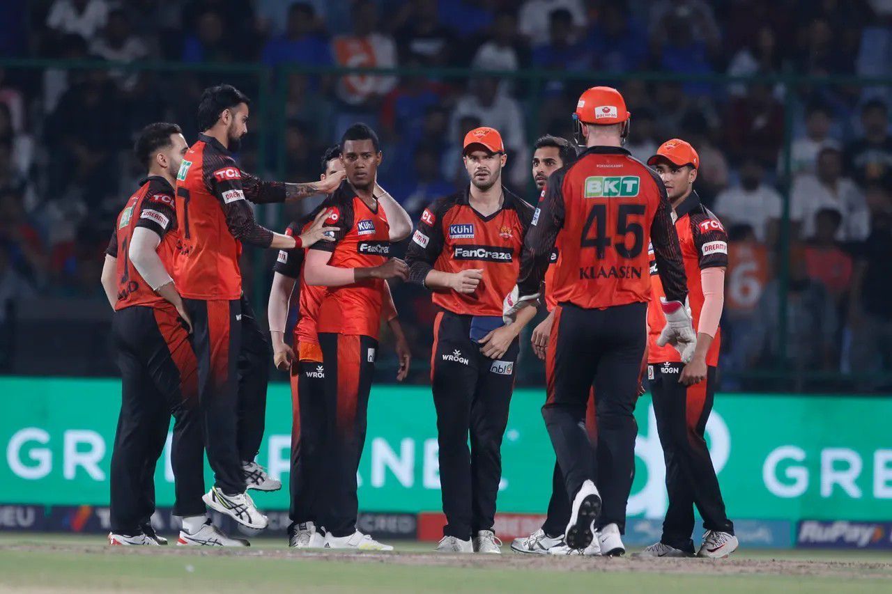 SRH players celebrating vs DC [IPLT20] 