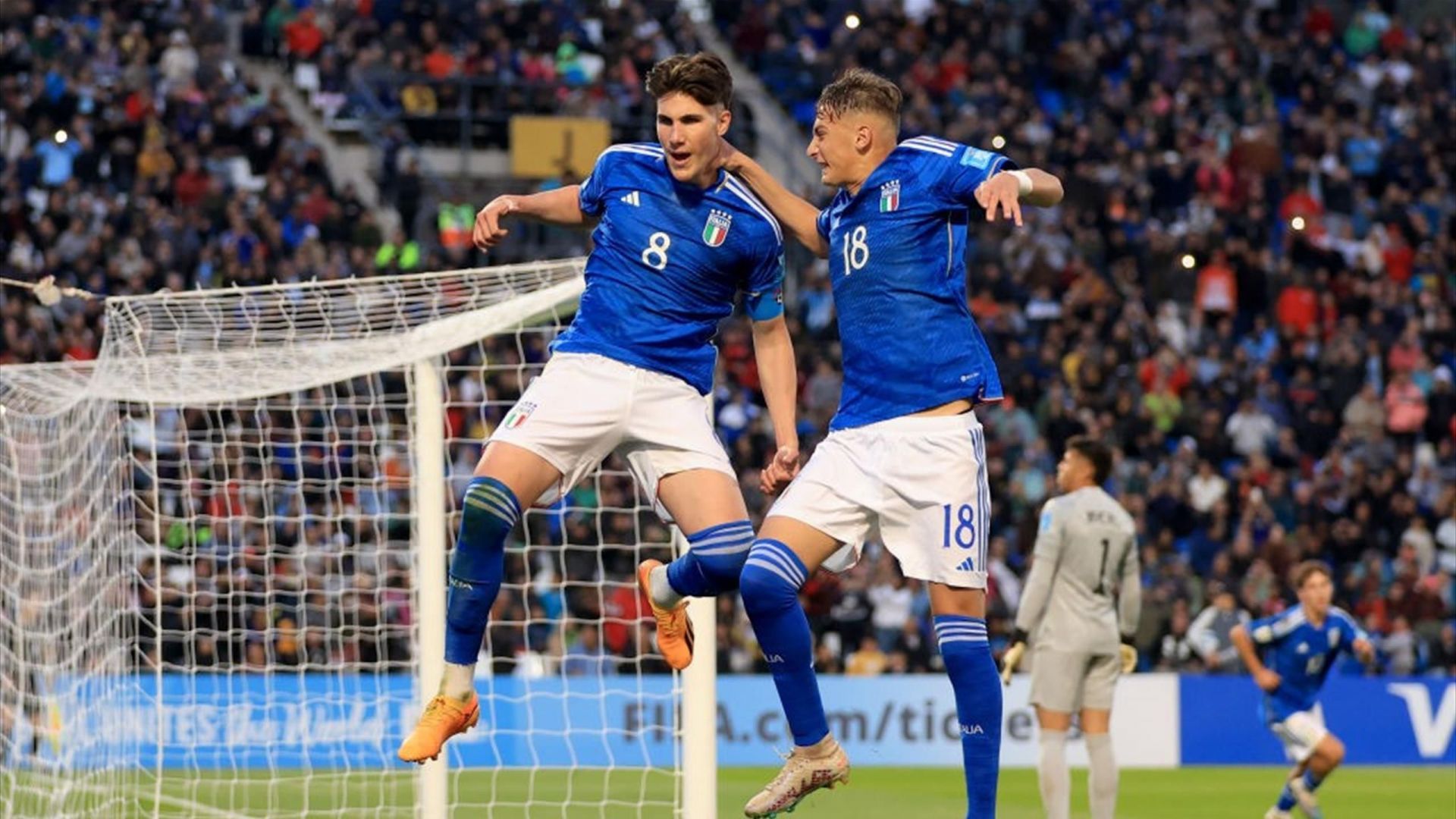 Italy will face Dominican Republic on Saturday 